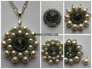 Pendant with pearls