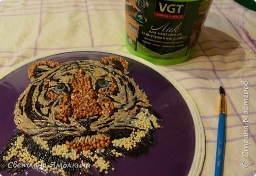 Make a Tiger with Cereals