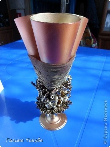 vase from plastic bottle