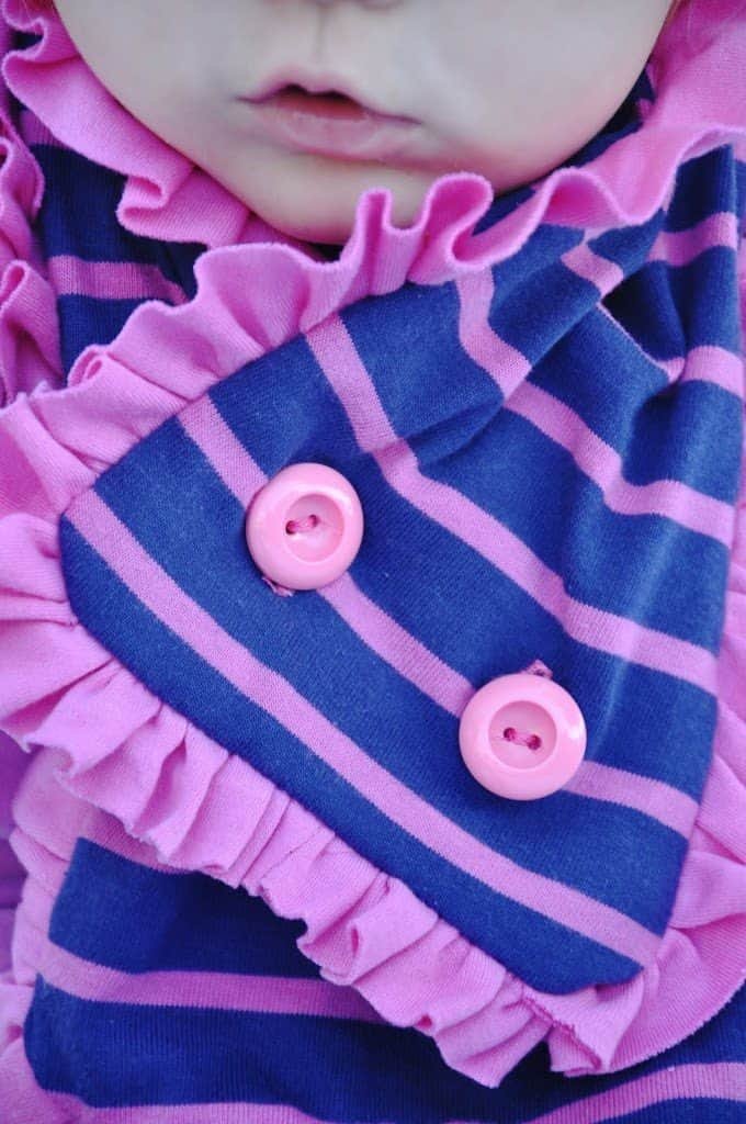 button ruffle scarf
