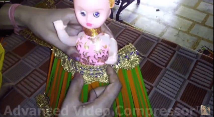 How to make a doll dress with plastic strew