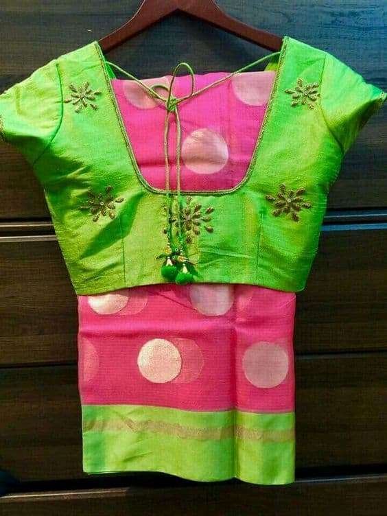 25 Trendy saree blouse designs - Simple Craft Ideas
