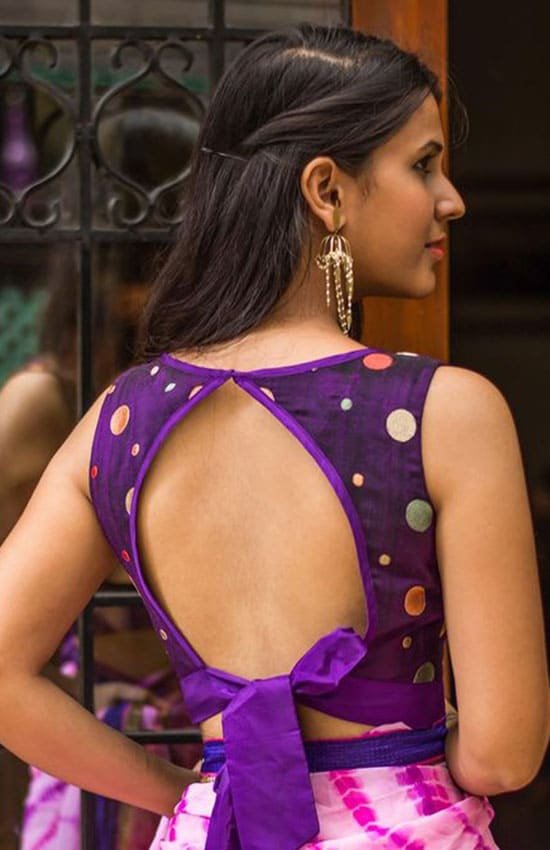 Stylish Back Hook Designs For Your Saree Blouses Simple Craft Ideas