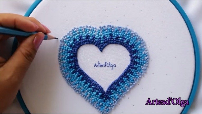 French knot heart