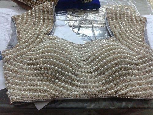 pearl necklace embroidery design