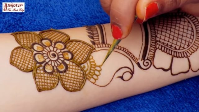 Simple and easy mehndi designs - Simple Craft Idea