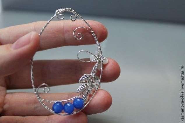 Earrings from wire