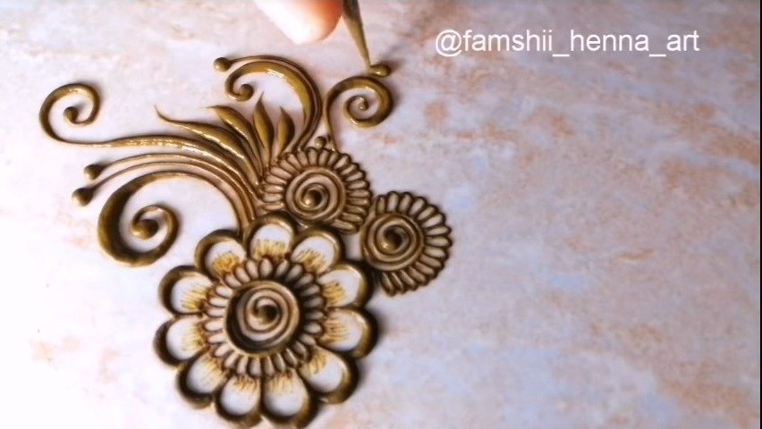 Henna design bunche