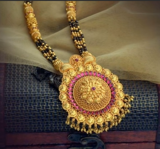 Sale > gold mangalsutra design long > in stock