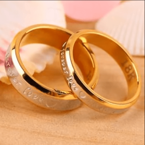 Gold ring design