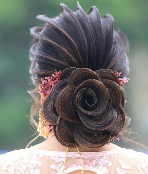 Beautiful wedding hair bun