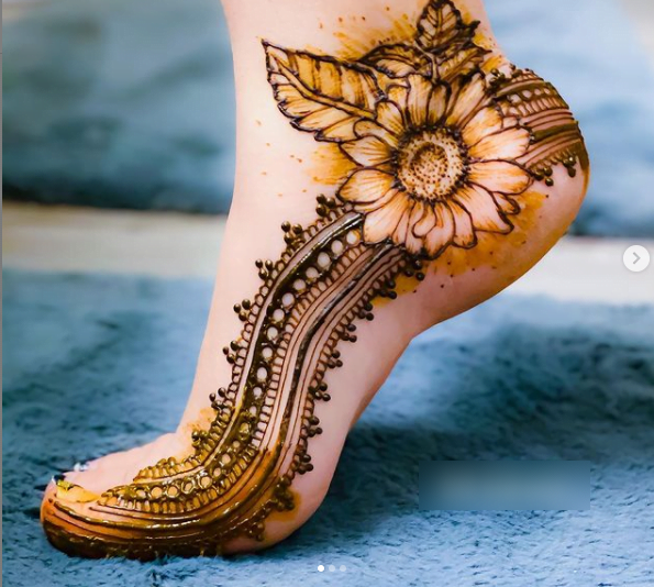 Foot mehndi design