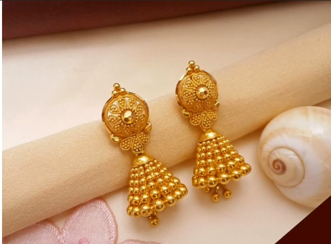gold stud earrings designs for dailywear