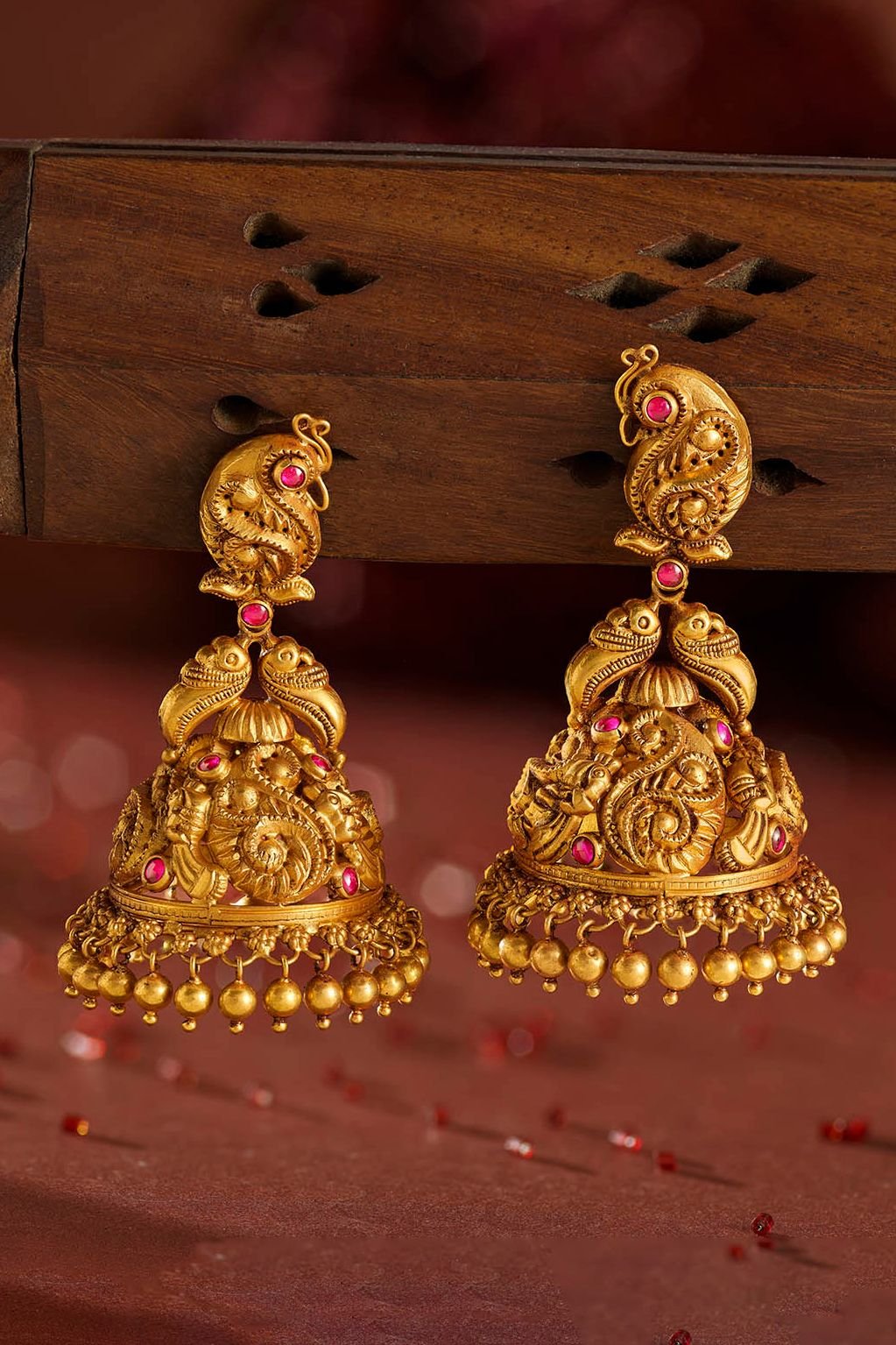 Traditional gold earrings design – Simple Craft Ideas