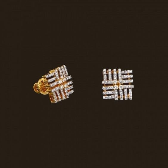 Simple gold earring design