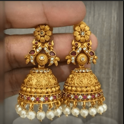gold jhumka earring design