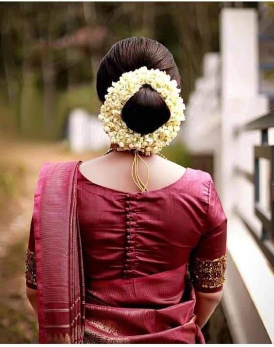 South Indian bridal hair bun with jasmine flowers - Simple Craft Ideas