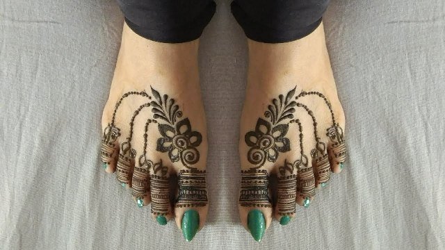 Foot Mehndi Designs