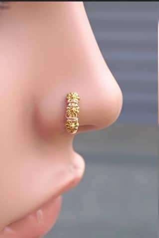 Latest gold nose pin design