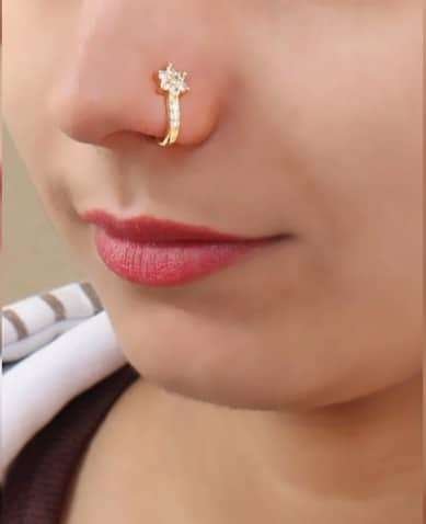 Latest gold nose pin design