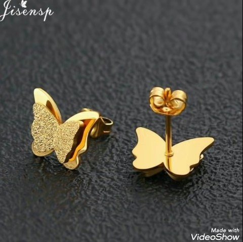lightweight gold earrings design