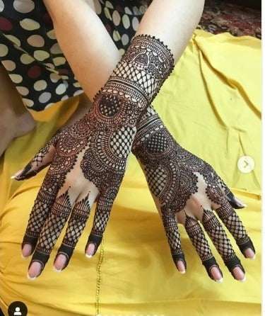 Latest and trending arabic mehndi designs 12
