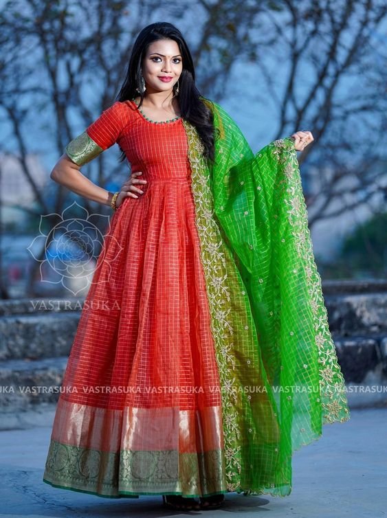 Ethnic Long Gown Design Images 2023 (3)