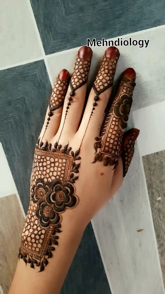 Great Finger Mehndi Designs (5)