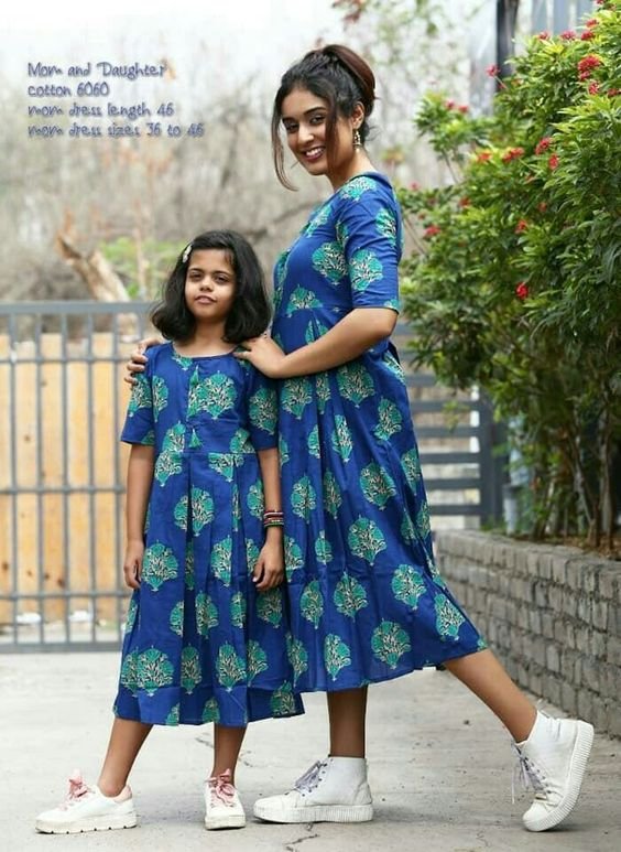 Matching mother daughter dresses (15)