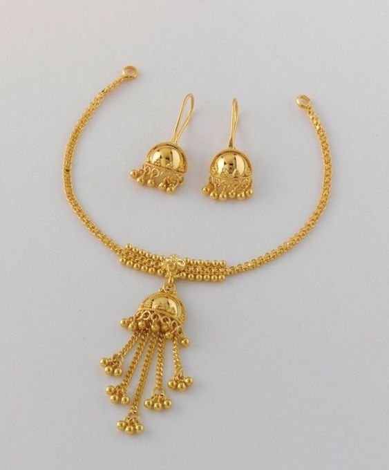 Designer light weight gold necklaces (3)