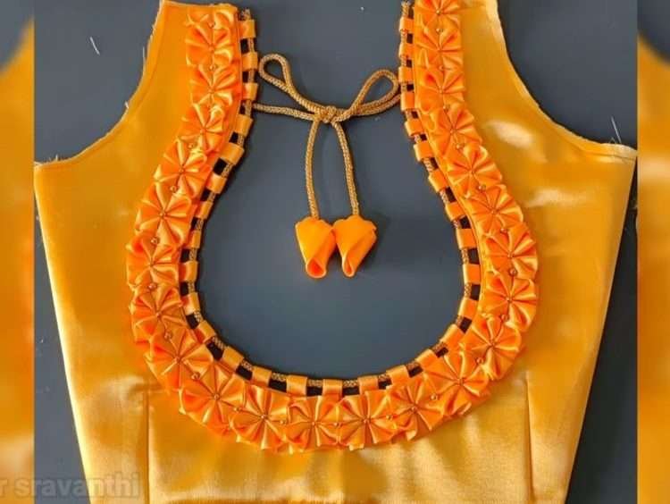 Very Beautiful Patchwork Blouse Back Neck Design (2)