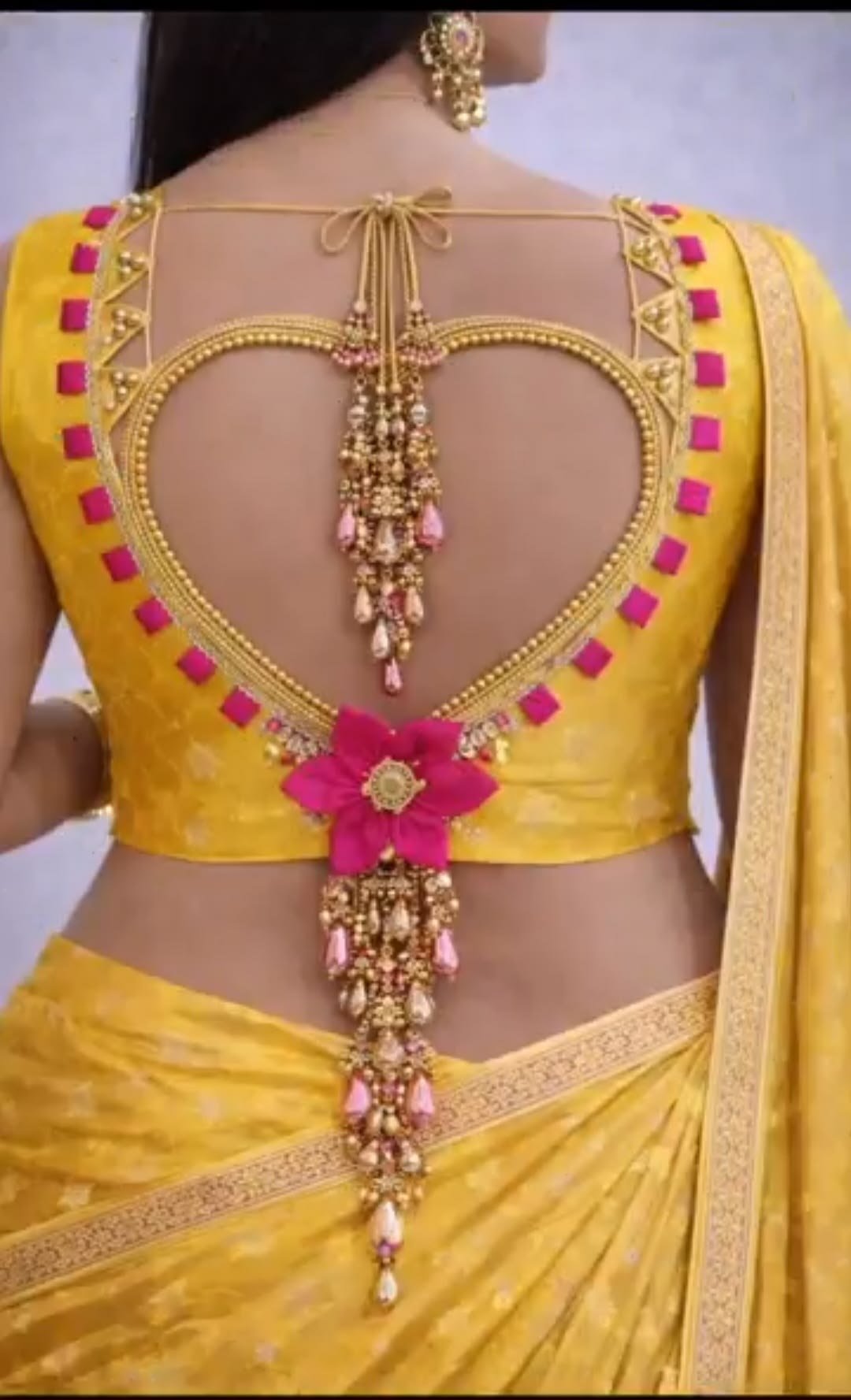 Beautiful Blouse Designs – Latest Stylish Blouse Design Ideas for Saree Beautiful Blouse Designs 2