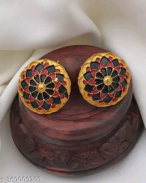 Beautiful Stud Earrings 5