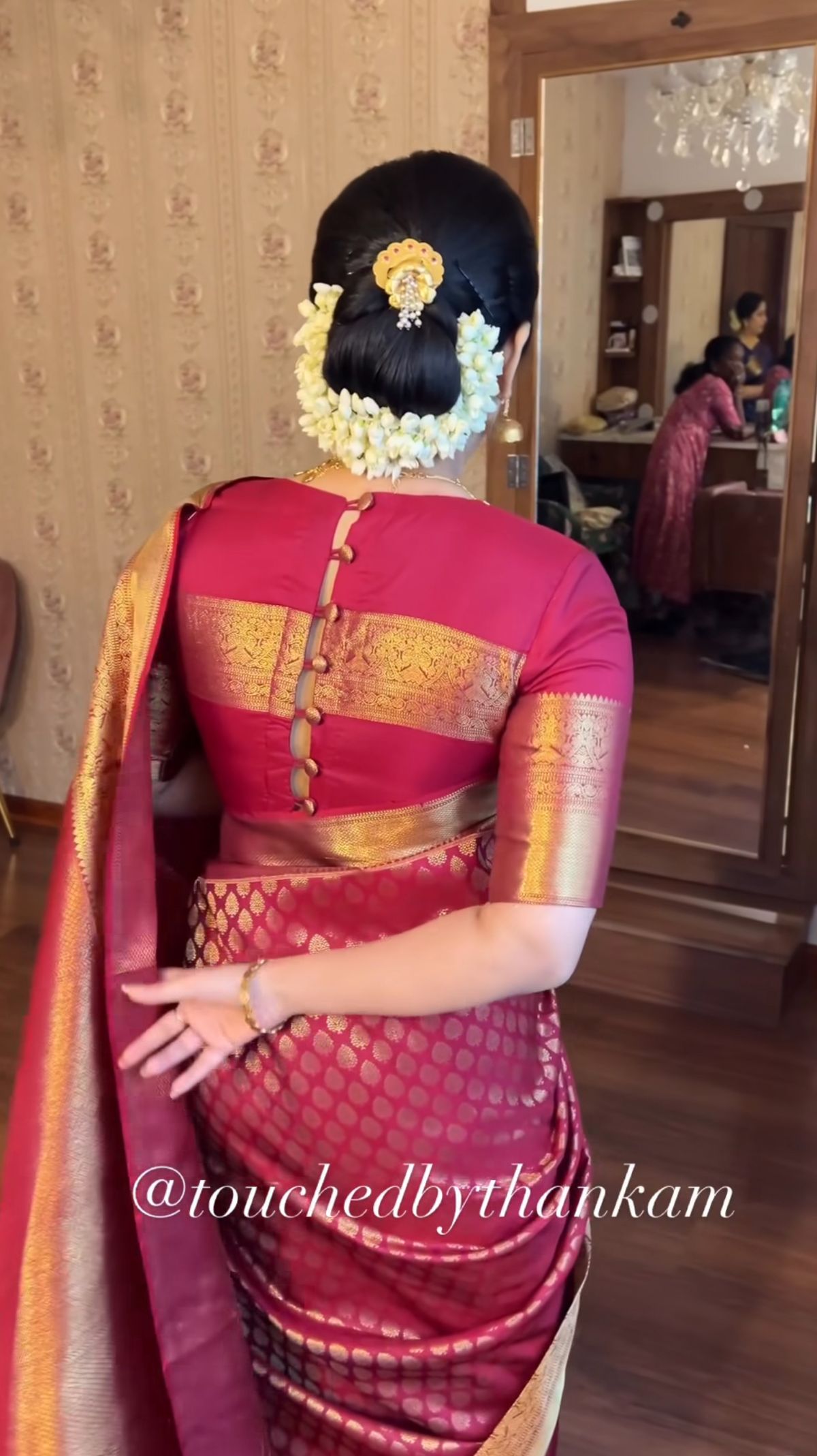 Stylish Blouse Back Designs 2