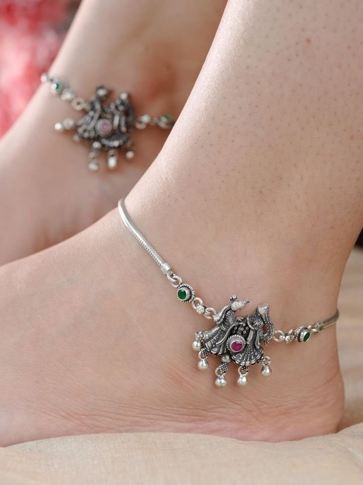 Stylish Anklet Designs – Elegant & Trendy Payal Designs for Women Stylish Anklet Designs 2