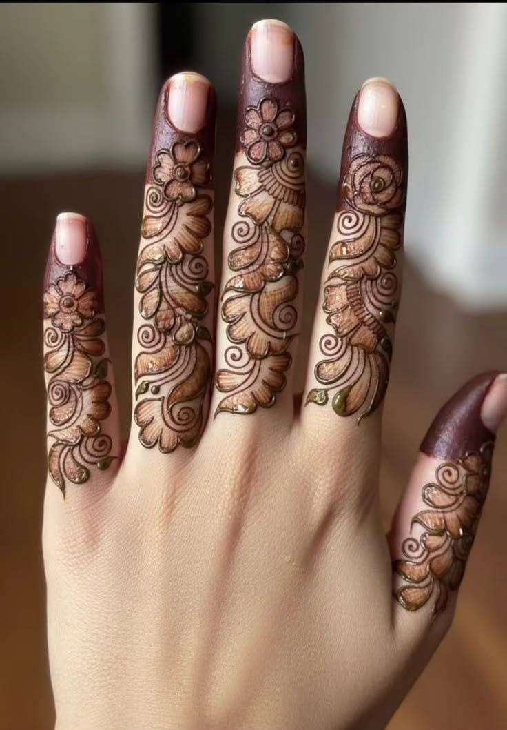 Elegant Finger Mehndi Designs 6
