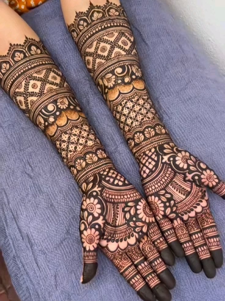 Bridal Mehndi Designs 1