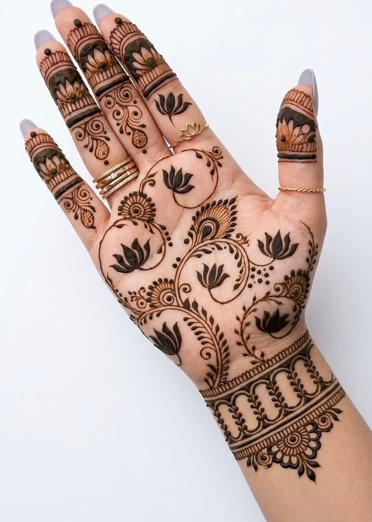 Peacock Mehndi Design: A Symbol of Beauty and Tradition Peacock Mehndi Design 10