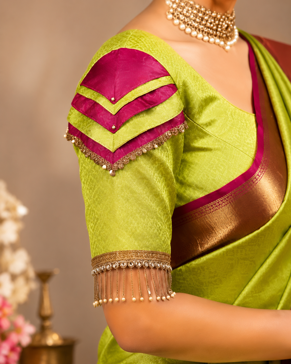 10 Beautiful Blouse Sleeve Designs for Sarees – Trendy & Elegant Ideas Beautiful Blouse Sleeve Designs for Sarees