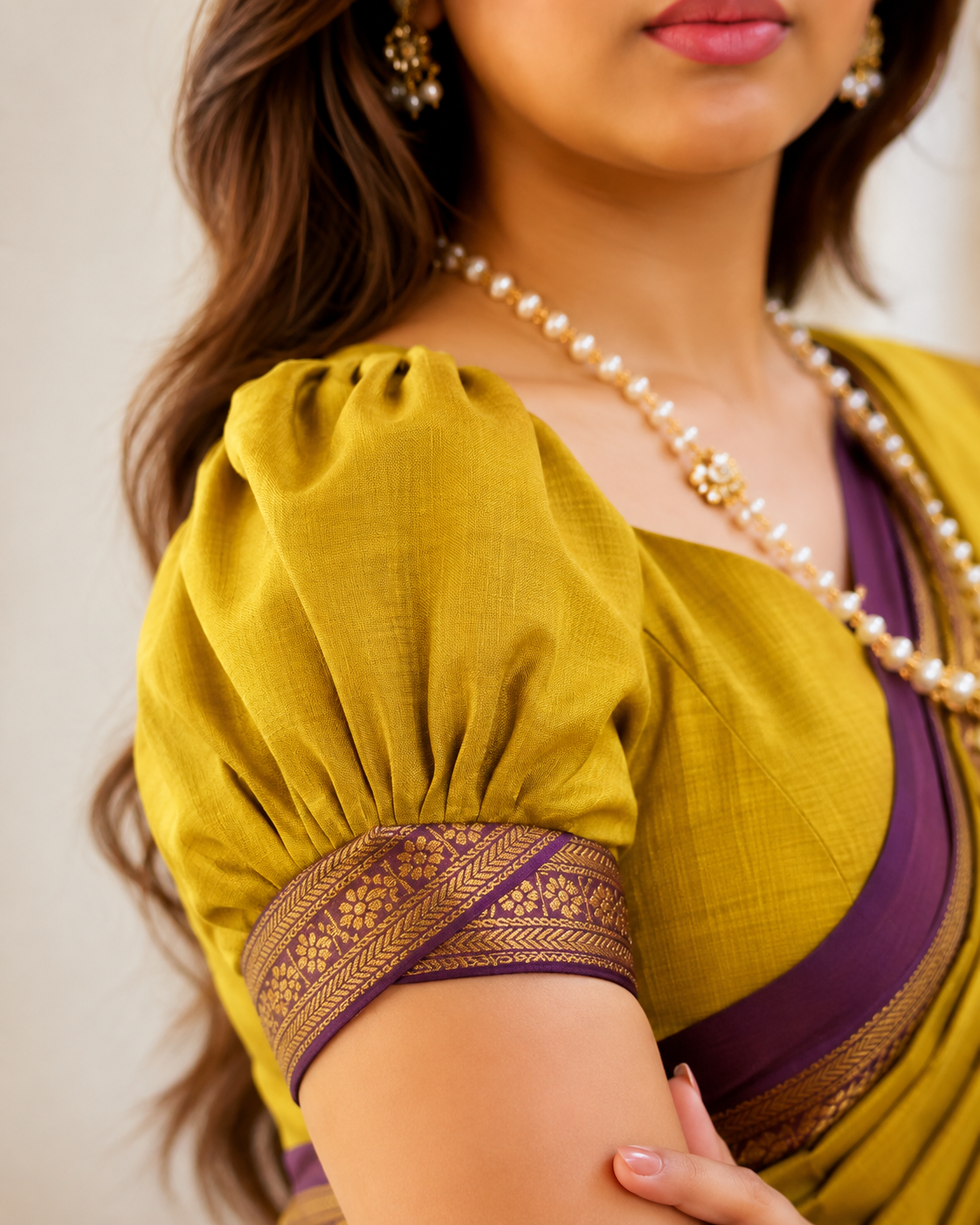 10 Beautiful Blouse Sleeve Designs for Sarees – Trendy & Elegant Ideas Beautiful Blouse Sleeve Designs for Sarees